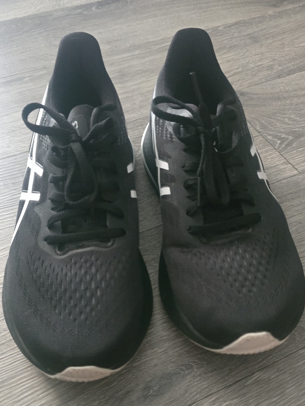 ASICS Black and White Men's Athletic Running Shoes